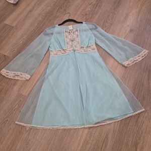 Vintage Gossard Artemis 2 Piece Teal/ White Lace Set Petite